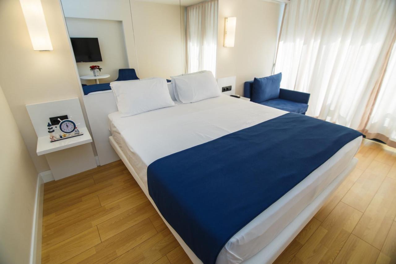 Premium Aparthotel With Sea View Batumi Exterior foto