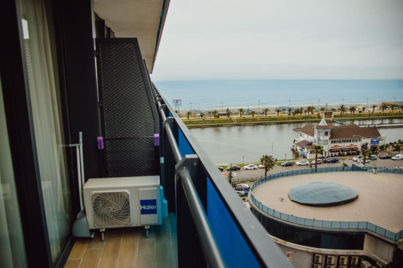 Premium Aparthotel With Sea View Batumi Exterior foto