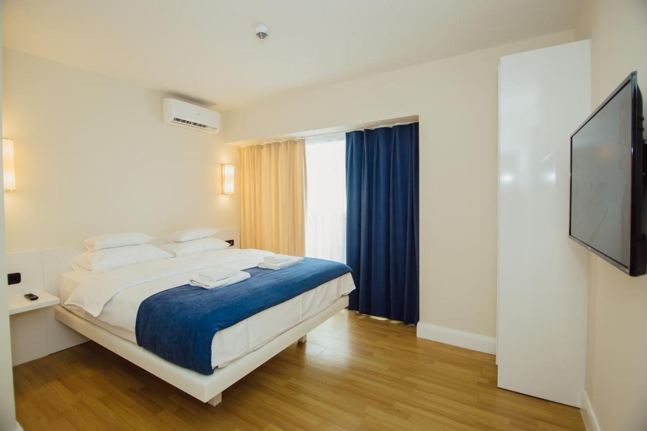 Premium Aparthotel With Sea View Batumi Exterior foto