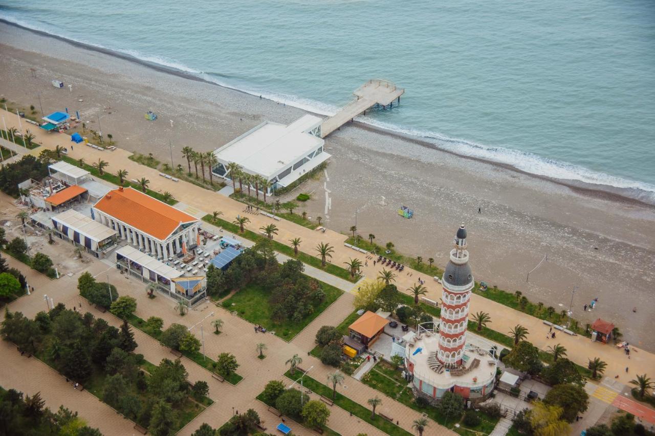 Premium Aparthotel With Sea View Batumi Exterior foto