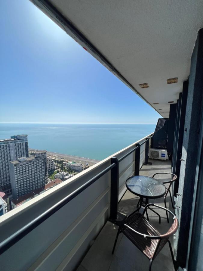Premium Aparthotel With Sea View Batumi Exterior foto